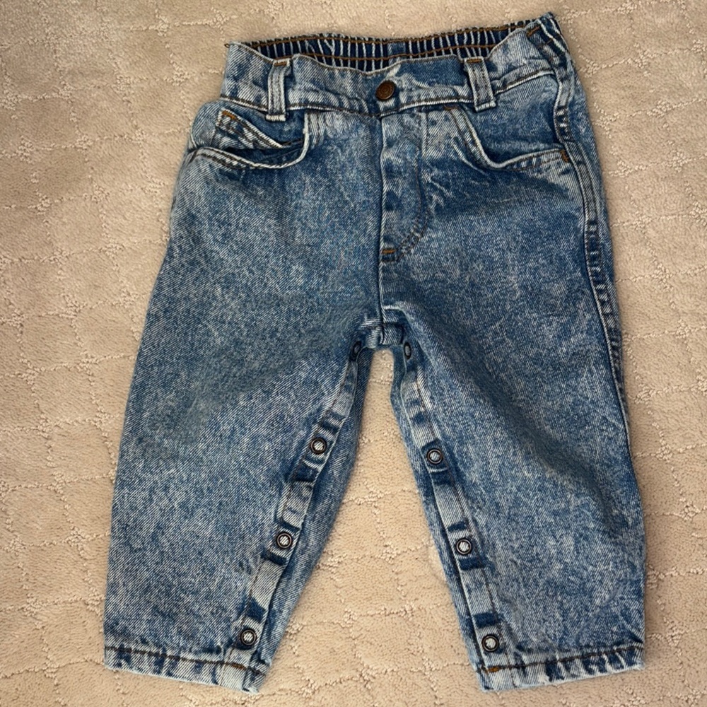 Vintage Levi's Blue Jeans Acid-Wash Design